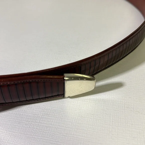 Mezlan mens 44 brown leather metal tipped luxury belt made in Spain EUC